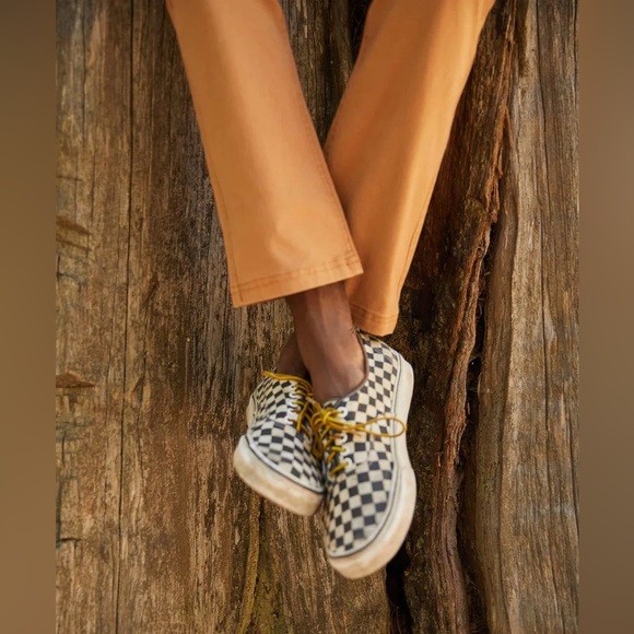 Toad & Co Men’s Mission Ridge Lean Pant - Picture 2 of 6